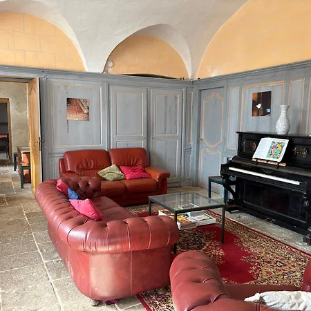 Chateau Arcade De Colombe Sainte-Colombe (Isere)